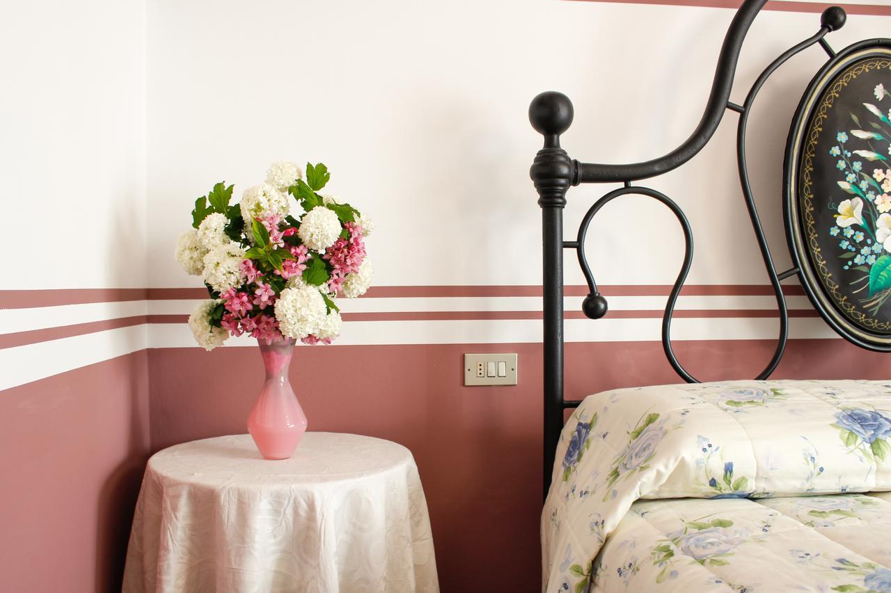 غوبيو B&B Dimora Morelli المظهر الخارجي الصورة